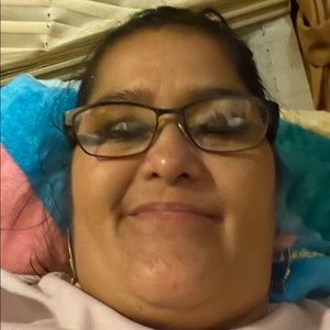 Meet your Posher, Ramona